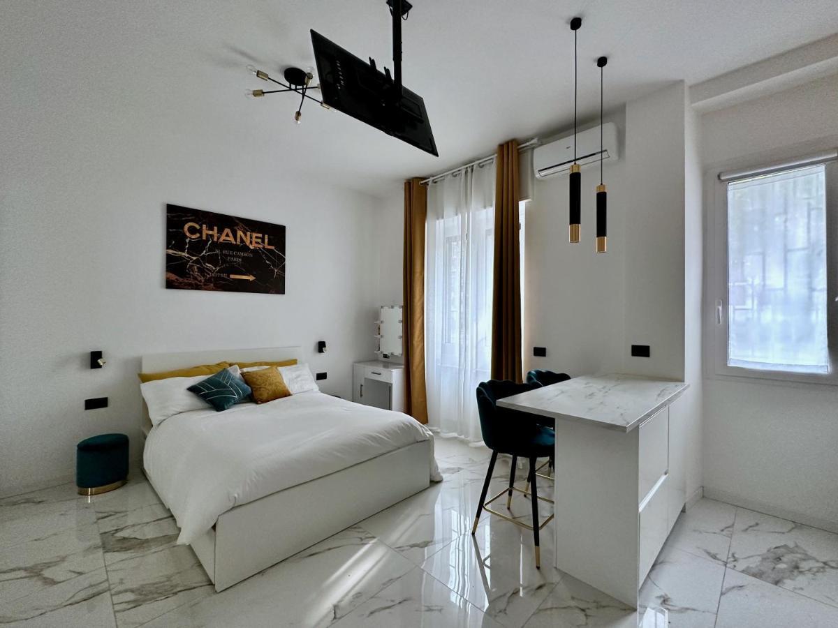 Maison Chanel Milão Exterior foto